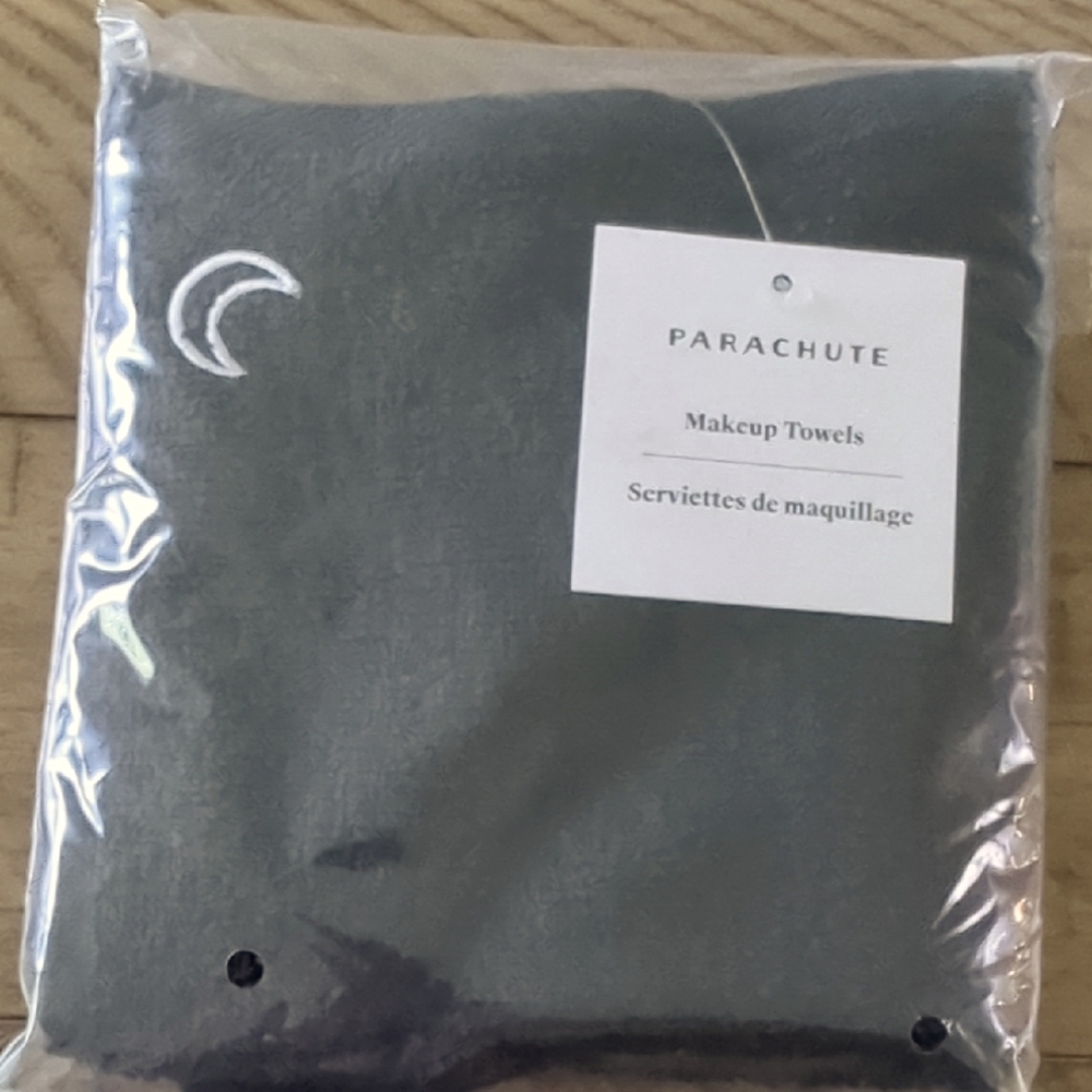 Parachute Home Makeup Towel Set of 2